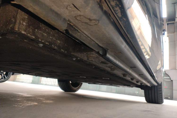 Used VOYAH COURAGE 2024 Four-Wheel Drive Global Edition Left Side Sill