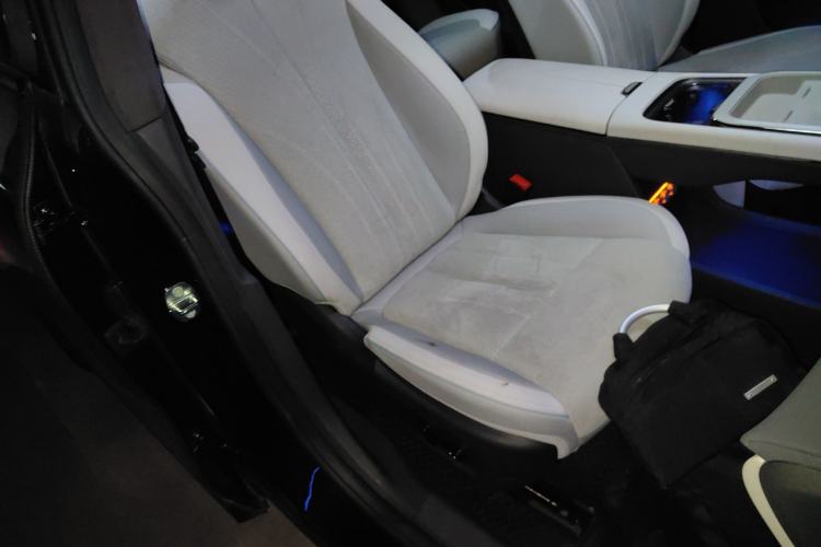 Used VOYAH COURAGE 2024 Long-Range Supercharge Edition Right Front Seat