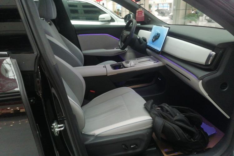 Used VOYAH COURAGE 2024 Long-Range Smart Edition Right Front Seat