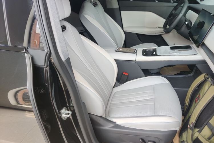 Used VOYAH COURAGE 2024 Long-Range Smart Edition Right Front Seat