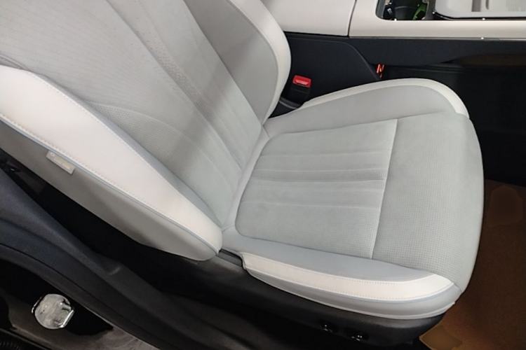Used VOYAH COURAGE 2024 Long-Range Supercharge Edition Right Front Seat