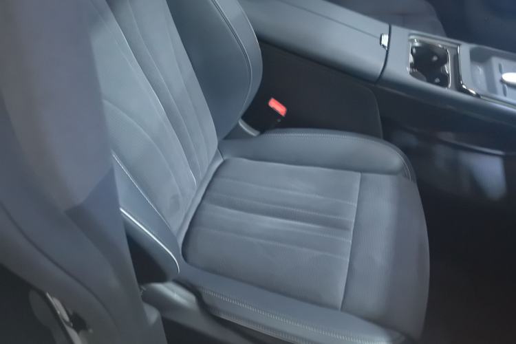 Used VOYAH COURAGE 2024 Four-Wheel Drive Global Edition Right Front Seat