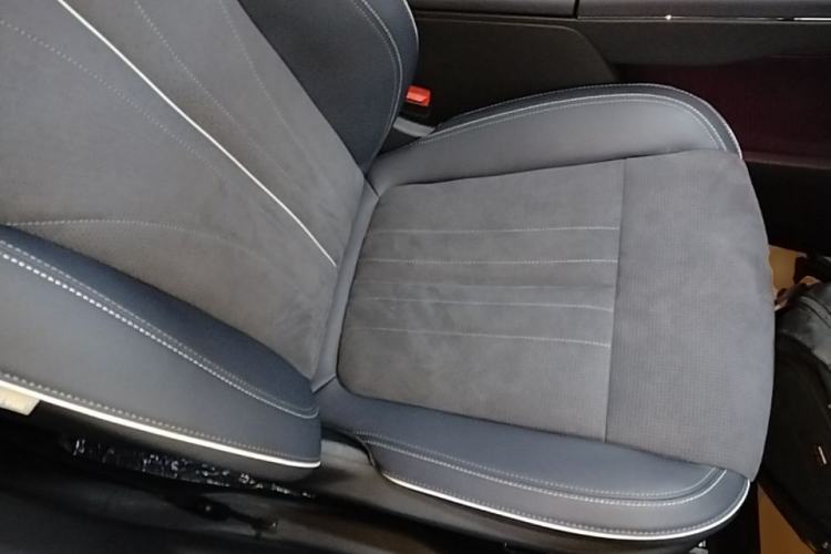 Used VOYAH COURAGE 2024 Long-Range Supercharge Edition Right Front Seat