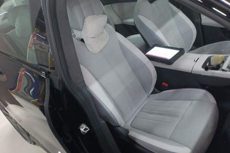 Used VOYAH COURAGE 2024 Long-Range Supercharge Edition Right Front Seat