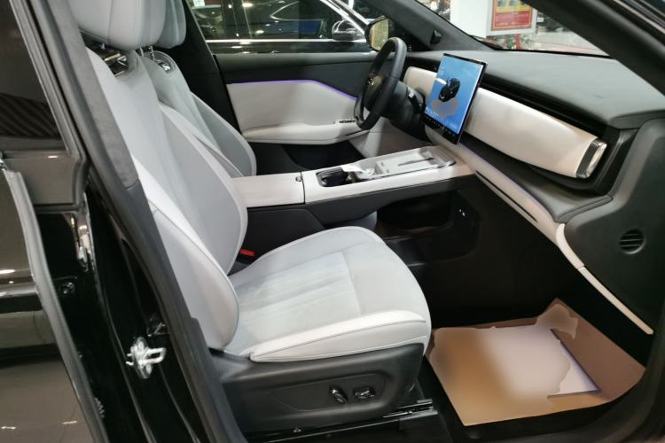 Used VOYAH COURAGE 2024 Long-Range Supercharge Edition Right Front Seat
