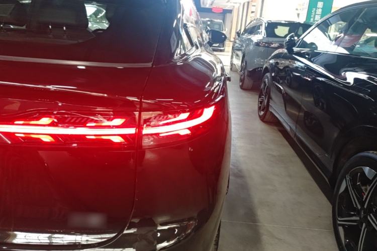 Used VOYAH COURAGE 2024 Long-Range Supercharge Edition Right Rear Taillight