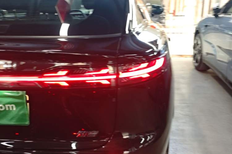 Used VOYAH COURAGE 2024 Long-Range Supercharge Edition Right Rear Taillight