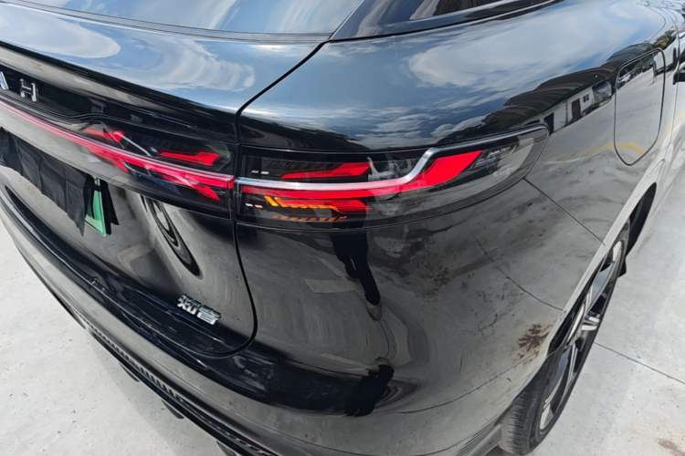 Used VOYAH COURAGE 2024 Long-Range Supercharge Edition Right Rear Taillight