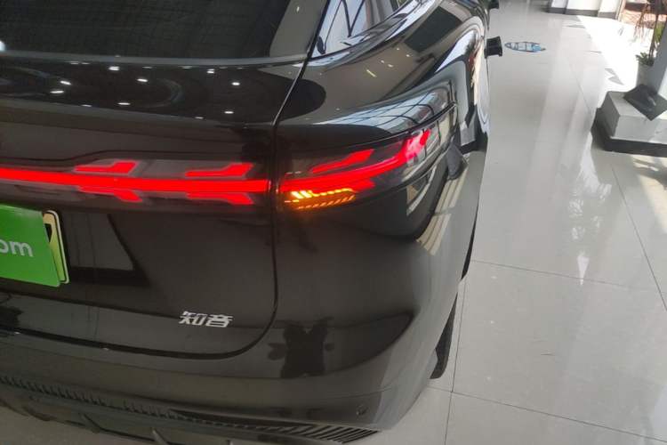 Used VOYAH COURAGE 2024 Long-Range Smart Edition Right Rear Taillight