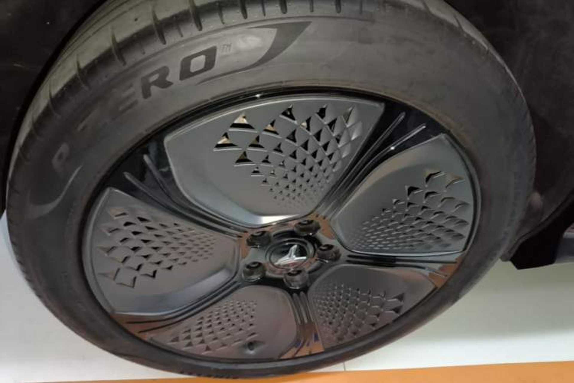 Used VOYAH COURAGE 2024 Four-Wheel Drive Global Edition Right Rear Wheel Hub