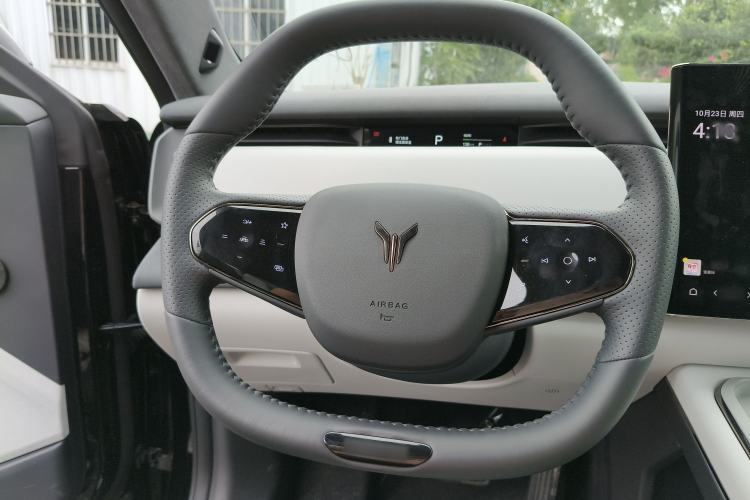 Used VOYAH COURAGE 2024 Long-Range Supercharge Edition Steering Wheel