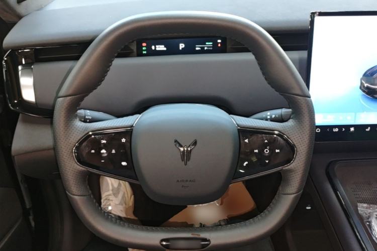 Used VOYAH COURAGE 2024 Long-Range Supercharge Edition Steering Wheel