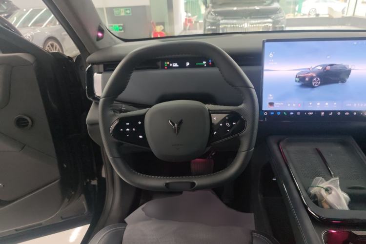 Used VOYAH COURAGE 2024 Four-Wheel Drive Global Edition Steering Wheel