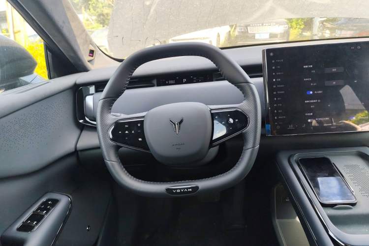 Used VOYAH COURAGE 2024 Four-Wheel Drive Global Edition Steering Wheel
