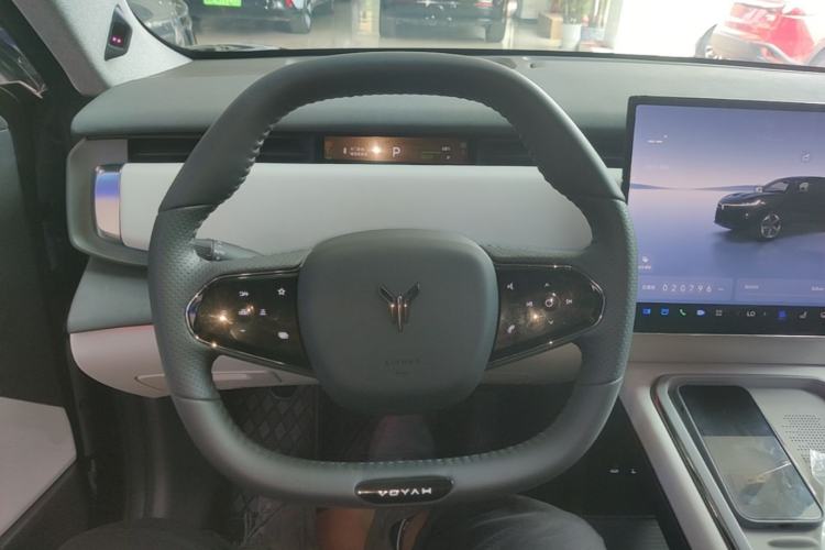 Used VOYAH COURAGE 2024 Long-Range Smart Edition Steering Wheel