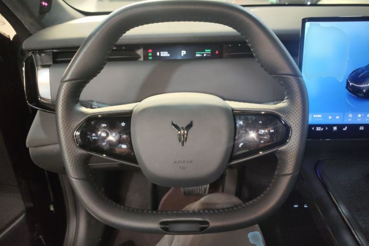 Used VOYAH COURAGE 2024 Four-Wheel Drive Global Edition Steering Wheel