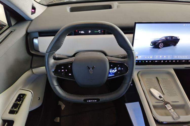 Used VOYAH COURAGE 2024 Long-Range Smart Edition Steering Wheel