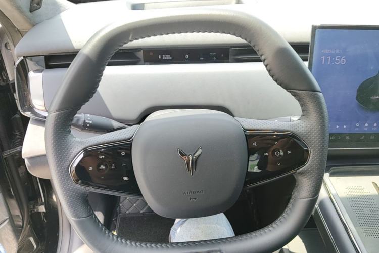 Used VOYAH COURAGE 2024 Four-Wheel Drive Global Edition Steering Wheel