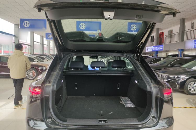 Used VOYAH COURAGE 2024 Four-Wheel Drive Global Edition Trunk