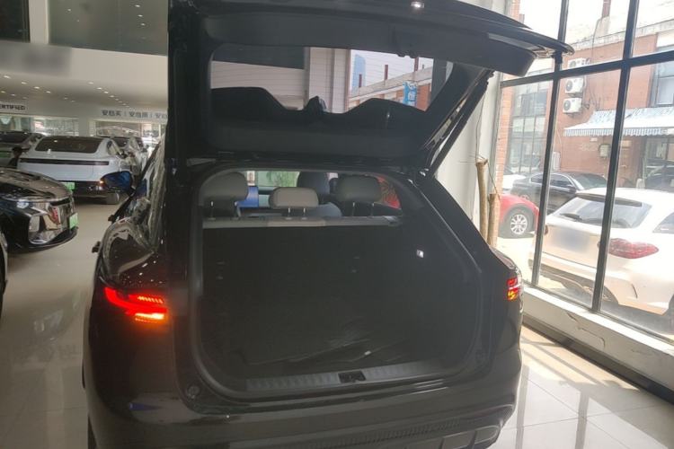 Used VOYAH COURAGE 2024 Long-Range Smart Edition Trunk