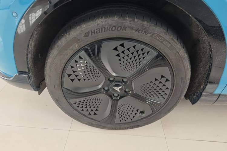 Used VOYAH COURAGE 2024 Long-Range Supercharge Edition Left Front Wheel Hub