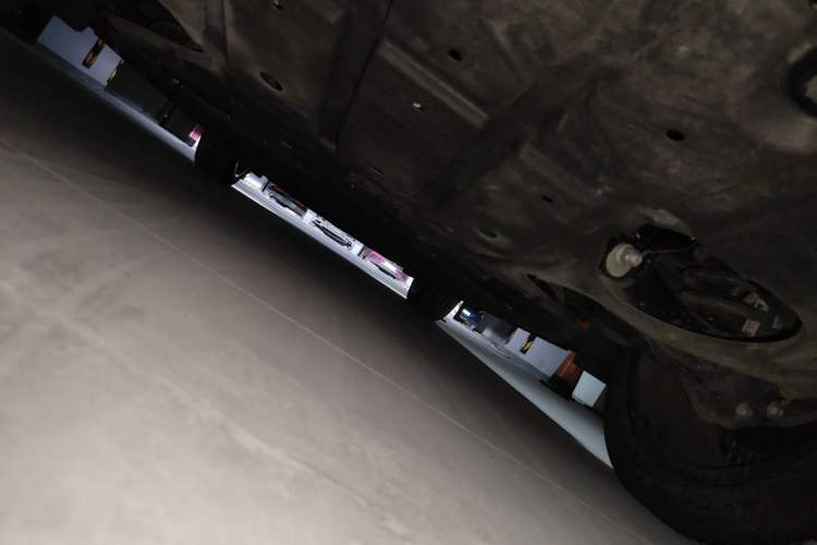 Used VOYAH COURAGE 2024 Four-Wheel Drive Global Edition Chassis Rear
