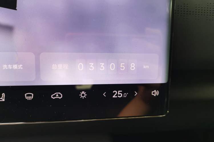 Used VOYAH COURAGE 2024 Long-Range Supercharge Edition Odometer Close Up