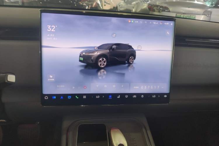 Used VOYAH COURAGE 2024 Long-Range Smart Edition Audio And AC Panel