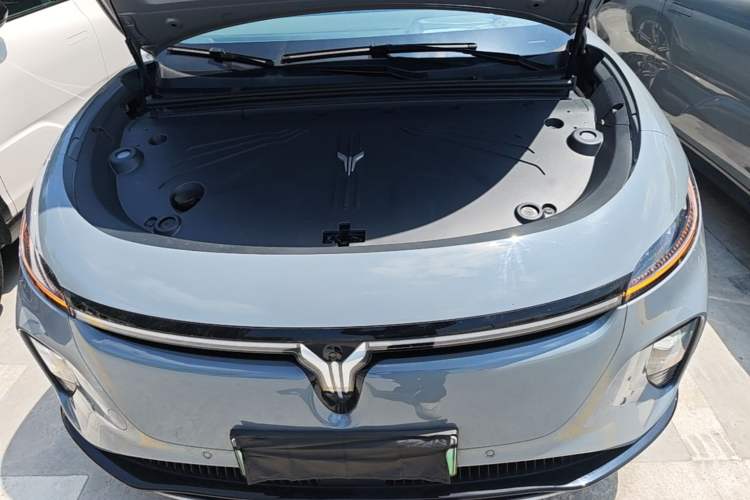 Used VOYAH COURAGE 2024 Long-Range Supercharge Edition Engine Bay