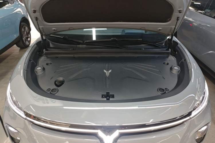 Used VOYAH COURAGE 2024 Long-Range Supercharge Edition Engine Bay