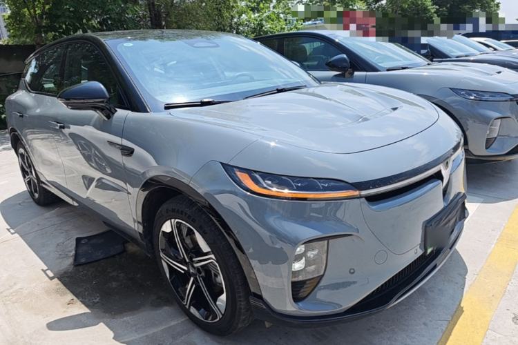Used VOYAH COURAGE 2024 Long-Range Supercharge Edition Front Right 45 Deg