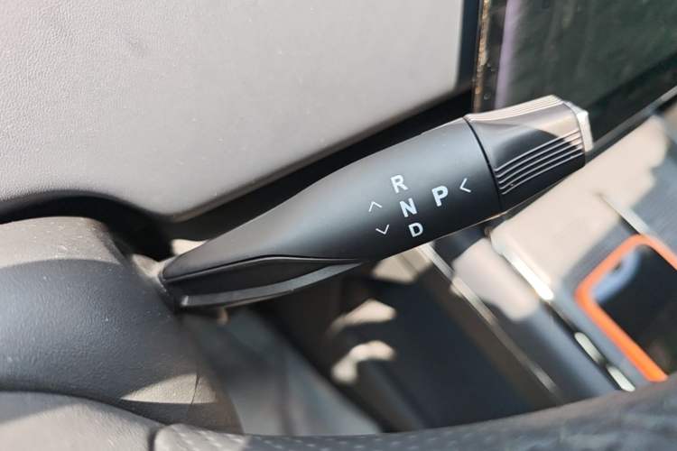 Used VOYAH COURAGE 2024 Long-Range Supercharge Edition Gear Lever