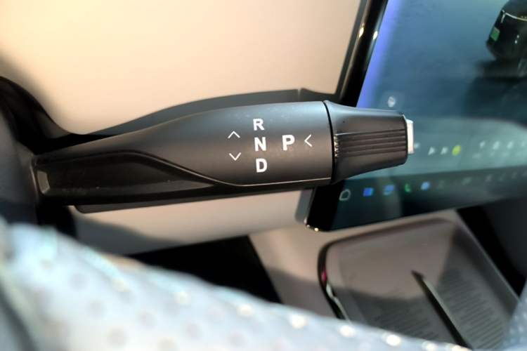 Used VOYAH COURAGE 2024 Long-Range Smart Edition Gear Lever