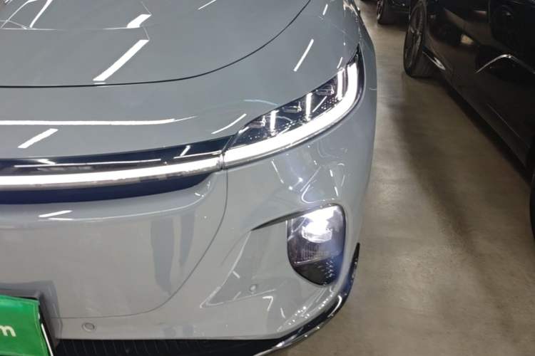 Used VOYAH COURAGE 2024 Long-Range Supercharge Edition Left Front Headlight