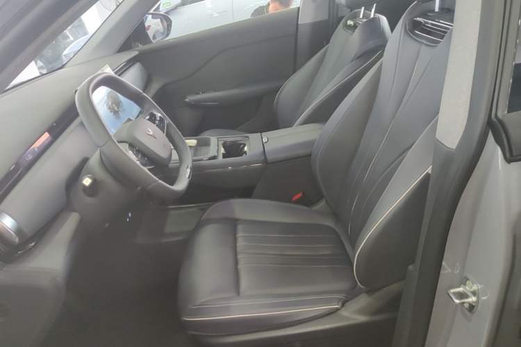 Used VOYAH COURAGE 2024 Long-Range Smart Edition Left Front Seat