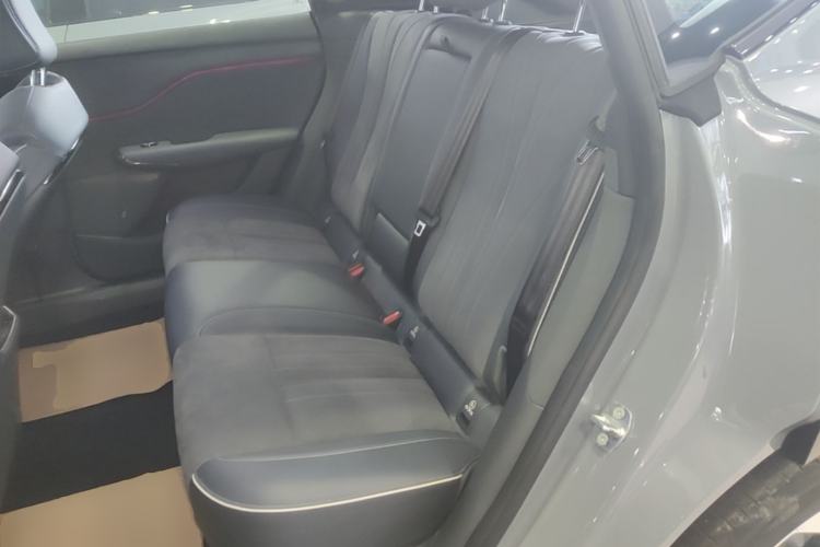 Used VOYAH COURAGE 2024 Long-Range Supercharge Edition Left Rear Seat