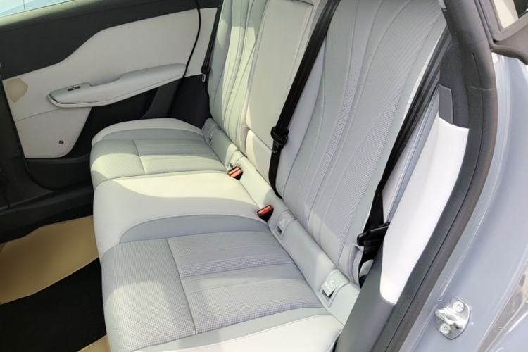 Used VOYAH COURAGE 2024 Long-Range Smart Edition Left Rear Seat