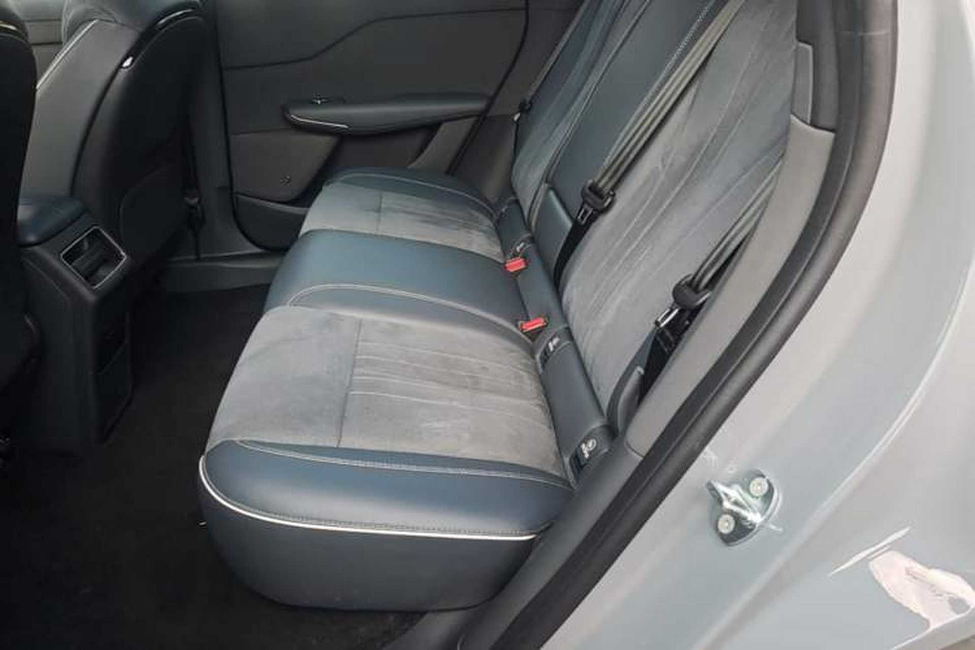 Used VOYAH COURAGE 2024 Long-Range Supercharge Edition Left Rear Seat