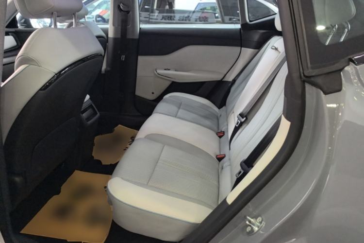 Used VOYAH COURAGE 2024 Long-Range Smart Edition Left Rear Seat