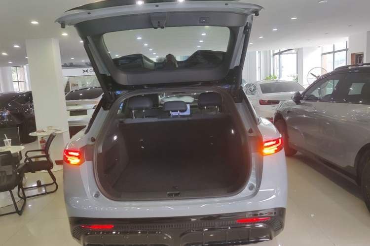 Used VOYAH COURAGE 2024 Long-Range Supercharge Edition Trunk