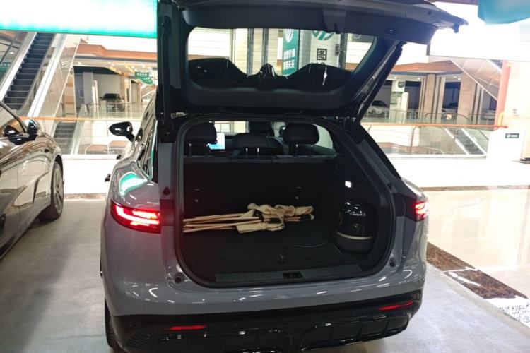 Used VOYAH COURAGE 2024 Long-Range Supercharge Edition Trunk
