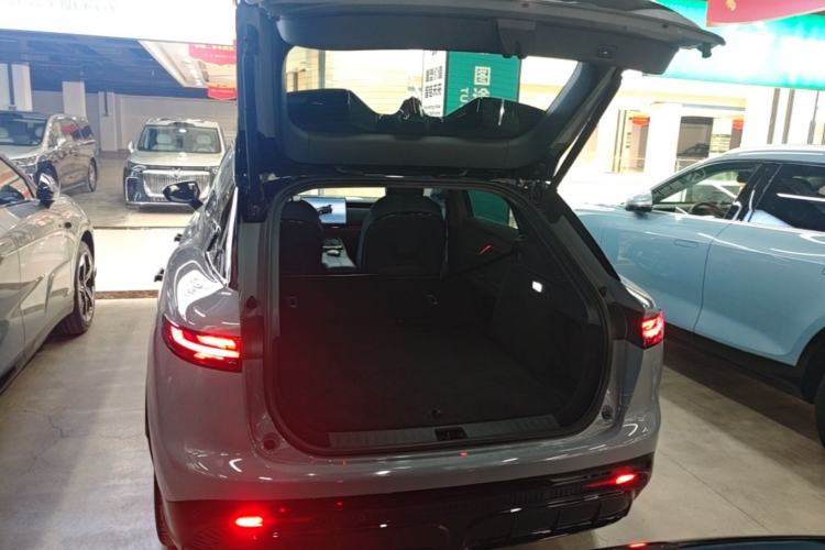 Used VOYAH COURAGE 2024 Long-Range Supercharge Edition Trunk