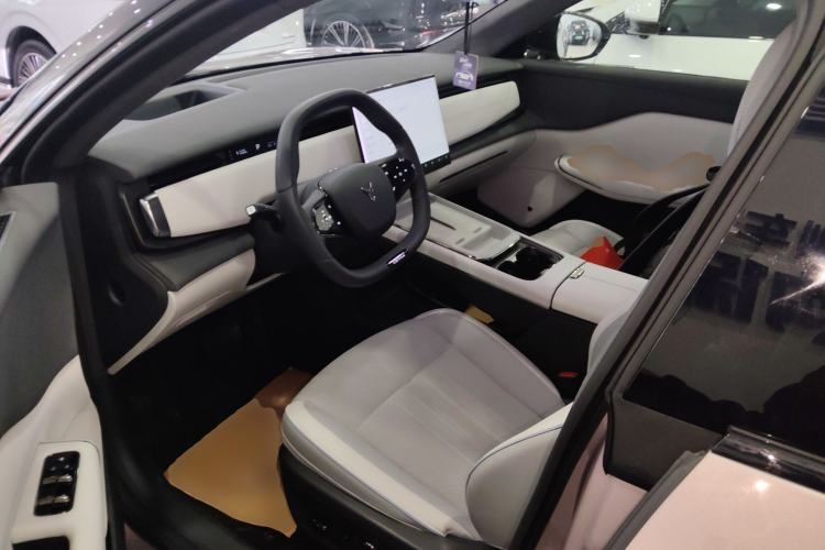 Used VOYAH COURAGE 2024 Four-Wheel Drive Global Edition Driver Seat