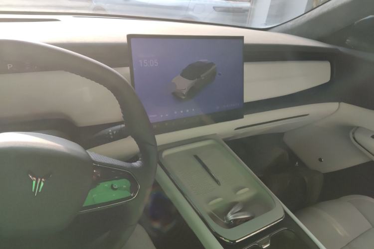 Used VOYAH COURAGE 2024 Ultra-Long Range Smart Enjoyment Version Center Console