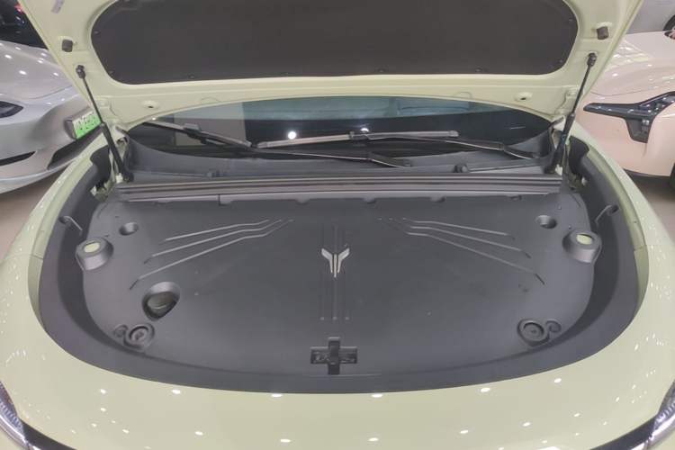 Used VOYAH COURAGE 2024 Ultra-Long Range Smart Enjoyment Version Engine Bay