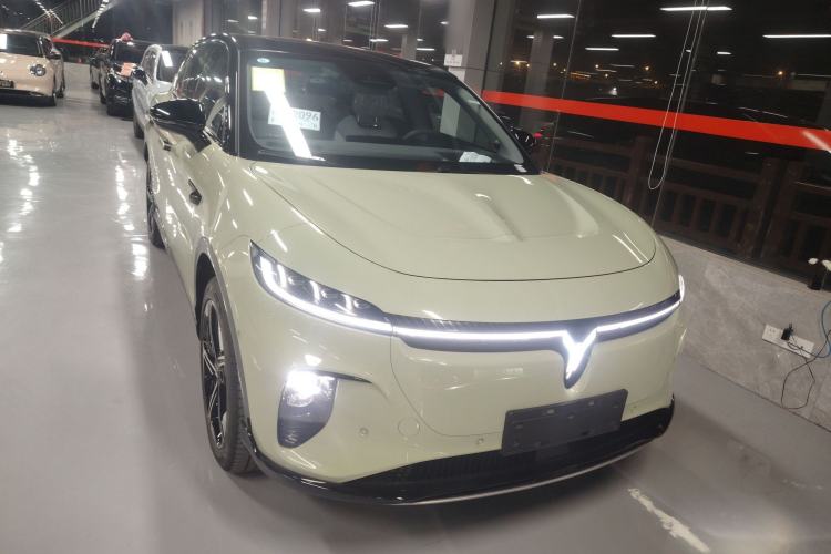 Used VOYAH COURAGE 2024 Long-Range Smart Edition Exterior 1