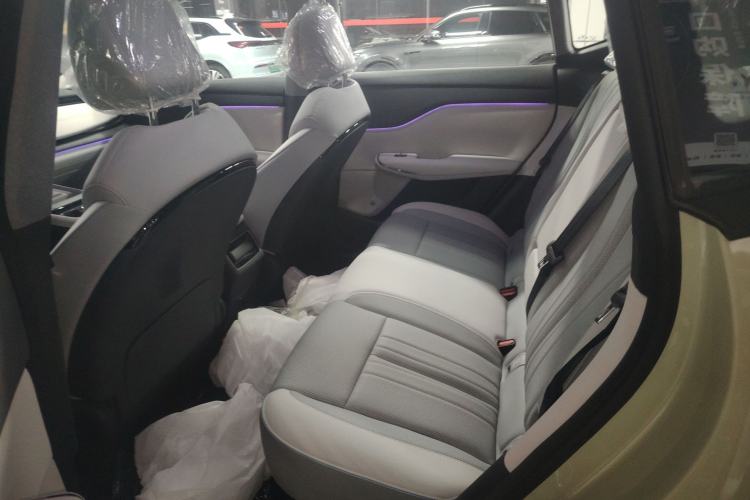 Used VOYAH COURAGE 2024 Long-Range Smart Edition Interior 4