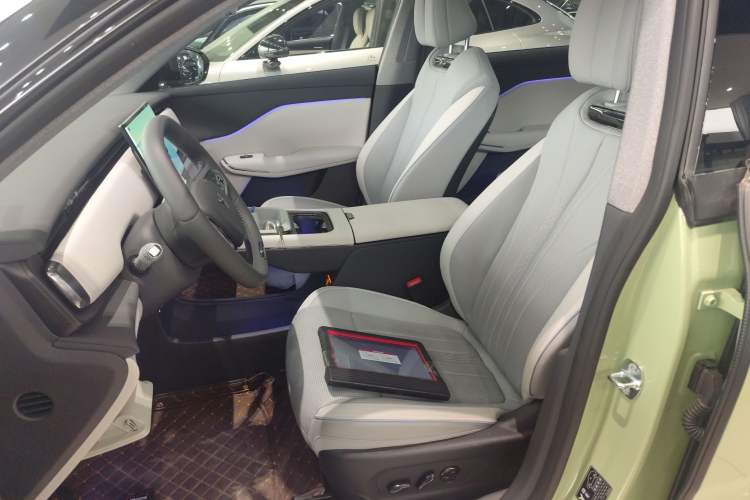 Used VOYAH COURAGE 2024 Long-Range Smart Edition Left Front Seat