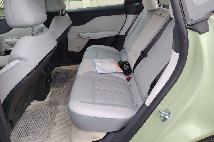 Used VOYAH COURAGE 2024 Long-Range Smart Edition Left Rear Seat