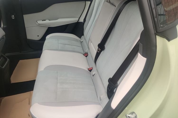 Used VOYAH COURAGE 2024 Ultra-Long Range Smart Enjoyment Version Left Rear Seat
